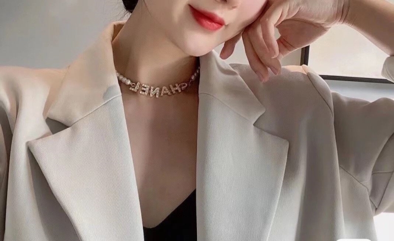 Ch**el necklaces